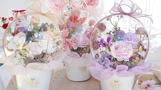 Vintage flower balloon dusty colours