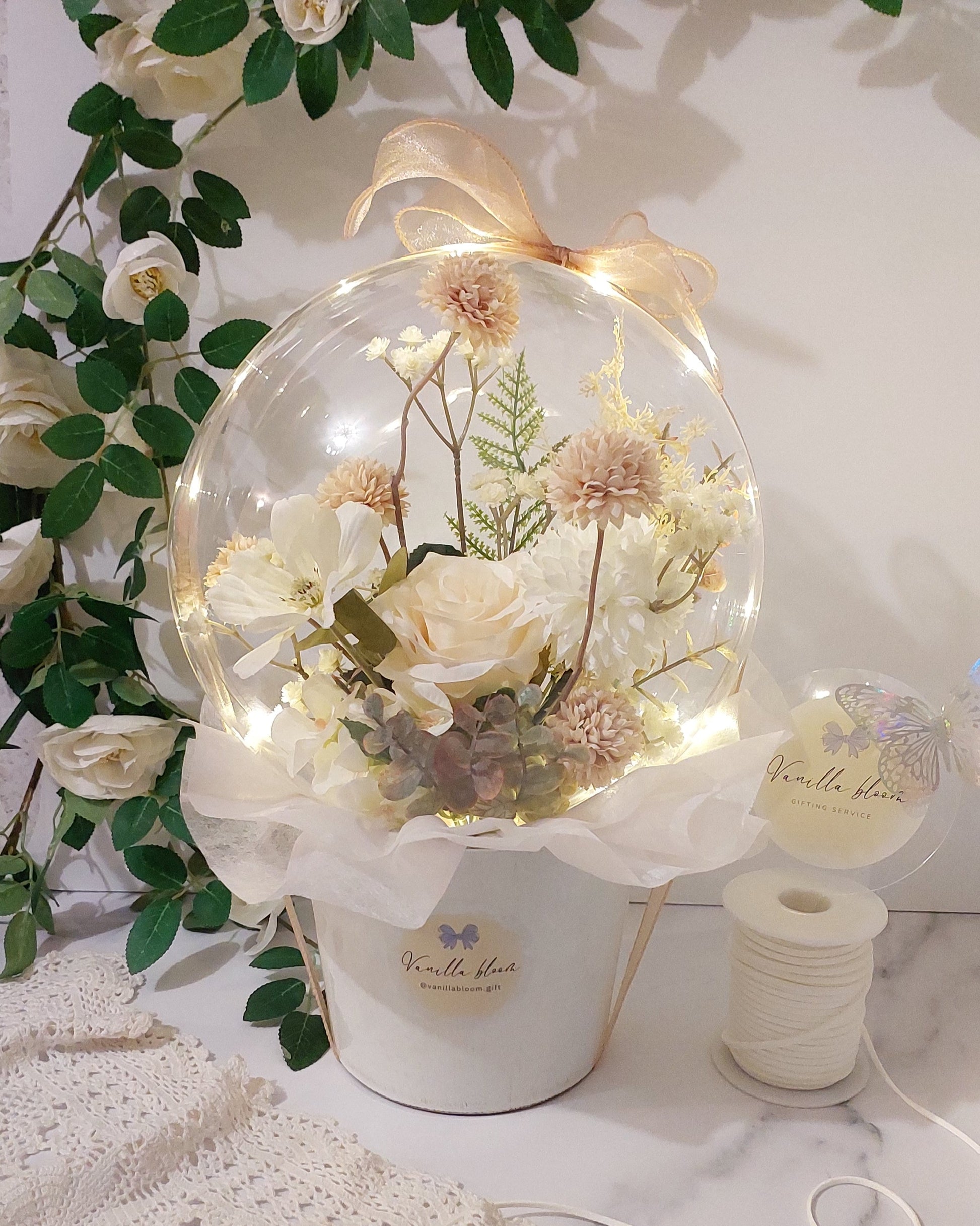 Dusty Ivory Flower Balloon Pot with lights