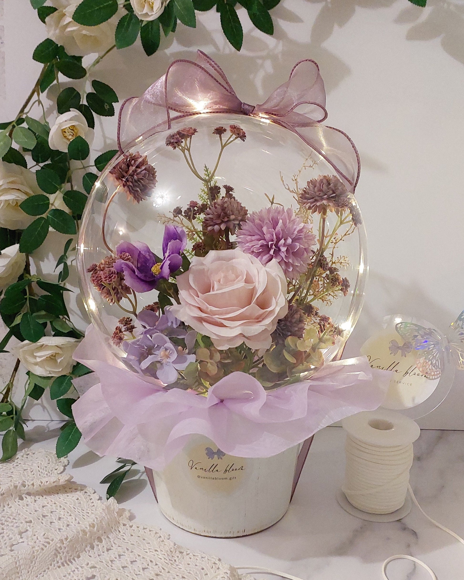 Dusty Purple Flower Balloon Pot with lights